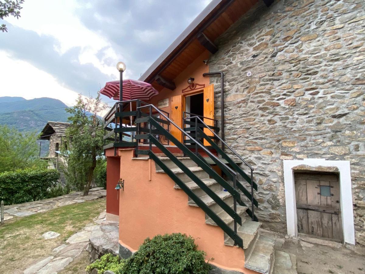 Villa La Casa Dei Nonni Con Spa Privata Su Richiesta Pont Canavese Exterior foto